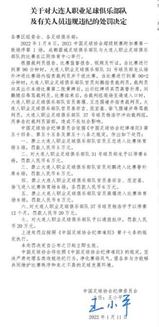 其中，星际探员犬弗兰克调侃探员M大秀;嘴炮幽默，锤哥约会;触手系外星美女更是看呆众人